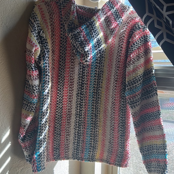 LIKE NEW BAJA HOODIE🌸 - Picture 4 of 4